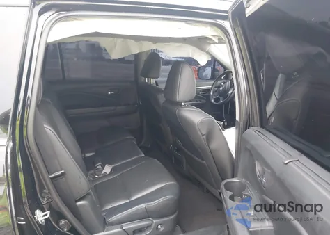 2021 Honda Pilot Awd Special Edition z USA, uszkodzony, nr VIN 5FNYF6H20MB012053